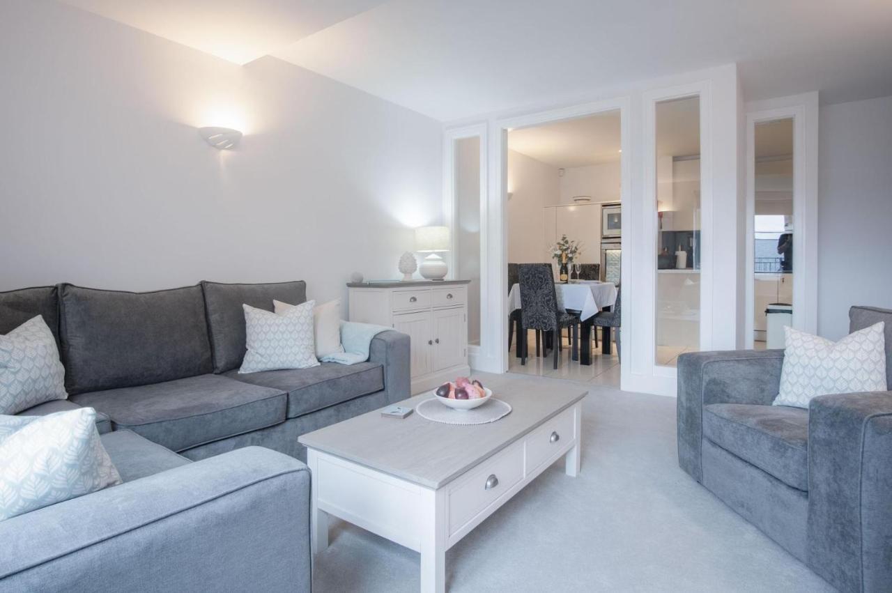 Minarvon - 2 Bedroom Apartment - Saundersfoot Kültér fotó