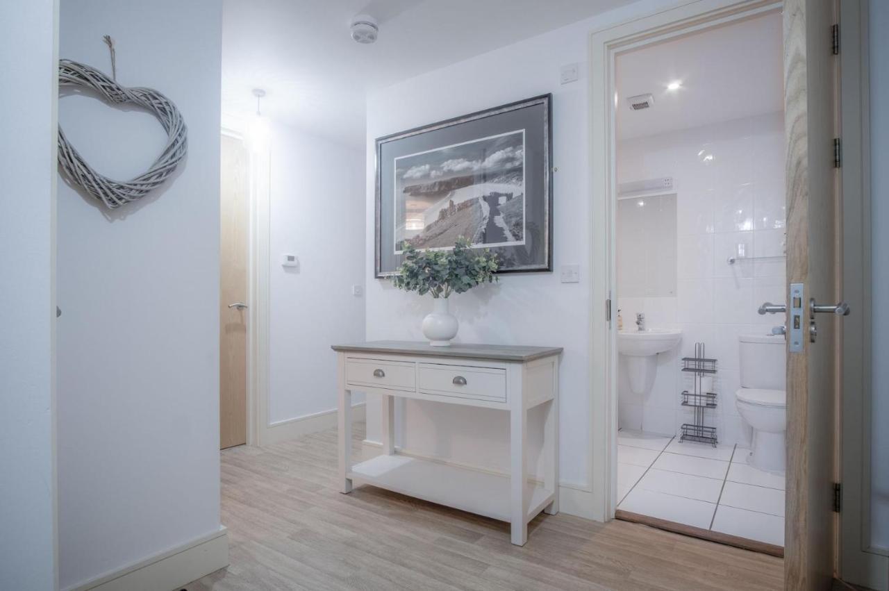 Minarvon - 2 Bedroom Apartment - Saundersfoot Kültér fotó