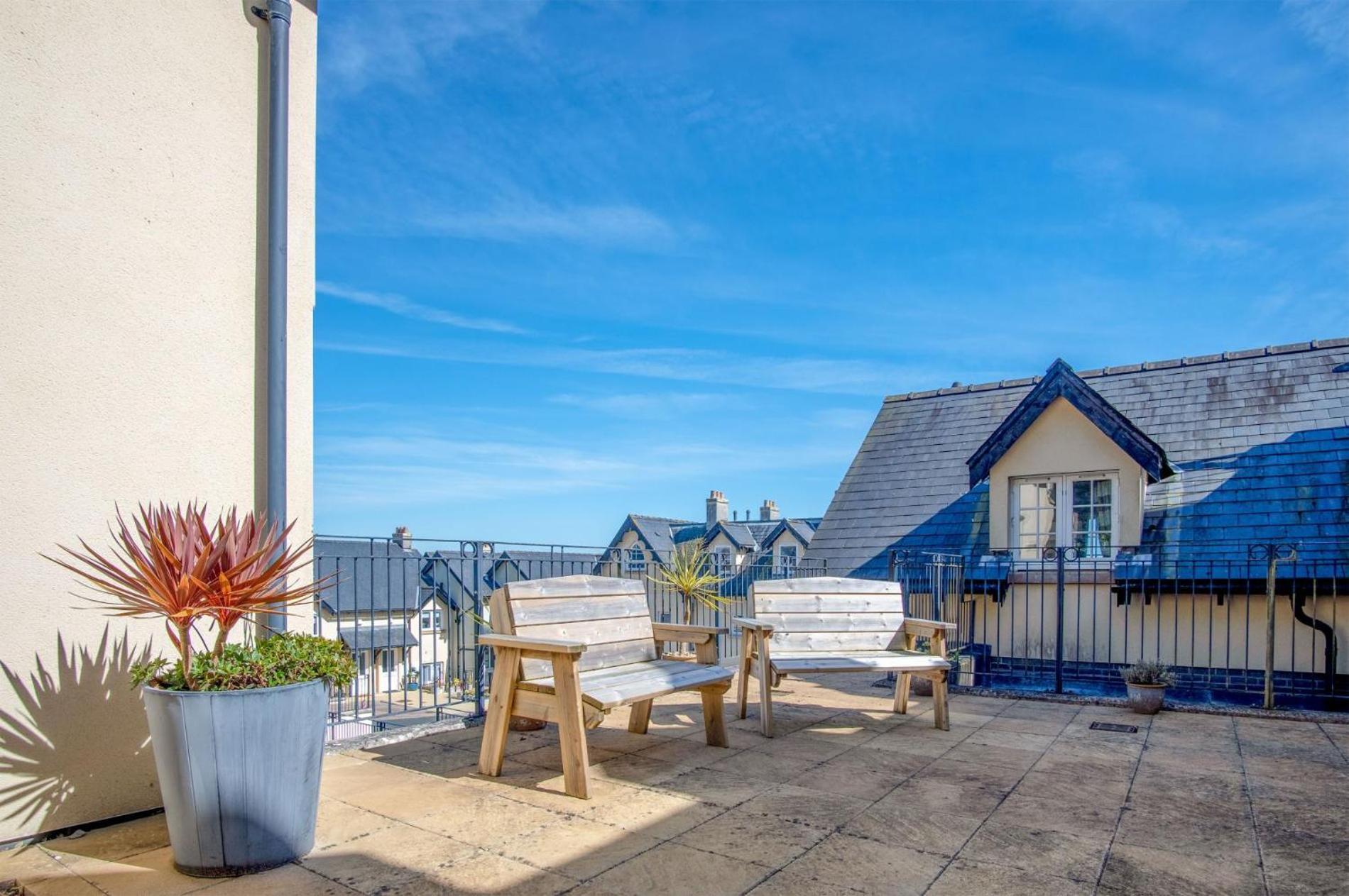 Minarvon - 2 Bedroom Apartment - Saundersfoot Kültér fotó