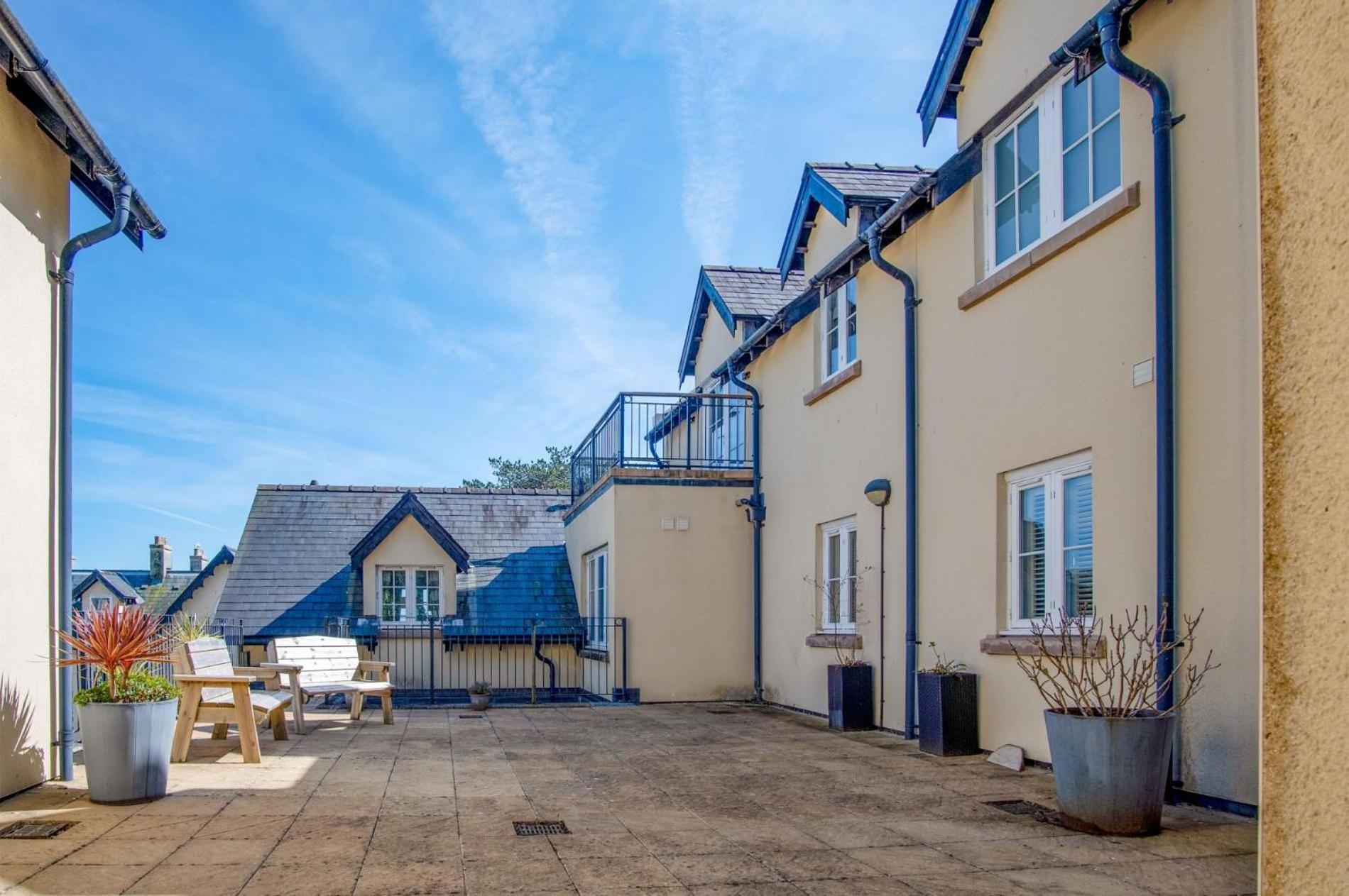 Minarvon - 2 Bedroom Apartment - Saundersfoot Kültér fotó